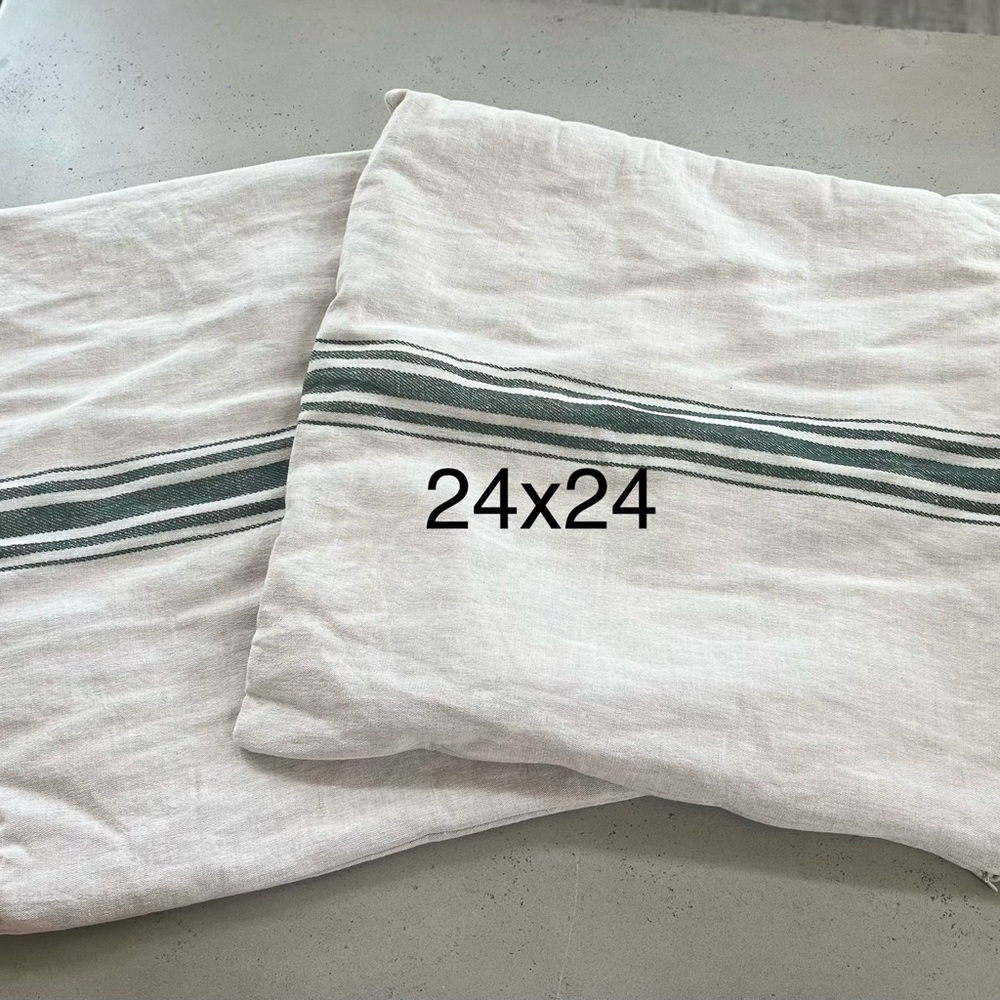 Hearth & Hand White Cream Pillow Shams with Green Stripe (Pair)